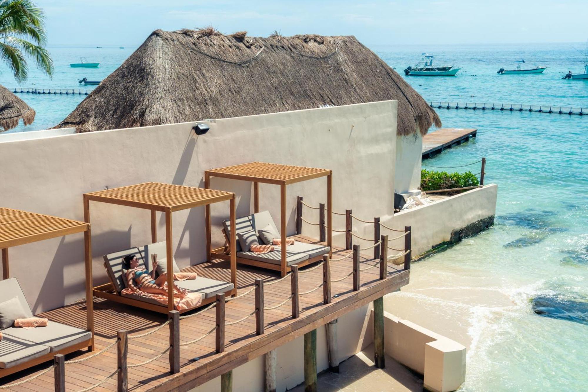 The Reef Coco & Resort