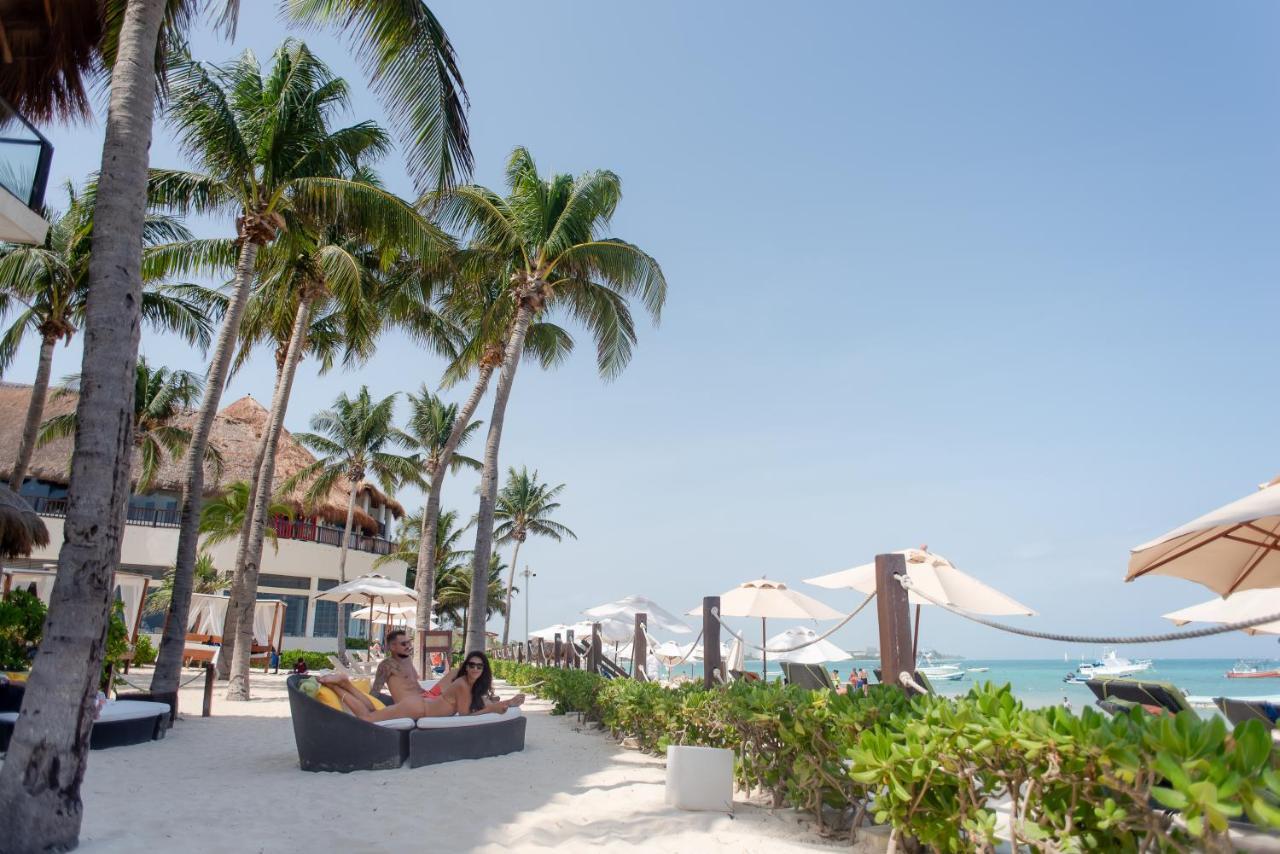 The Reef Coco Beach & Spa